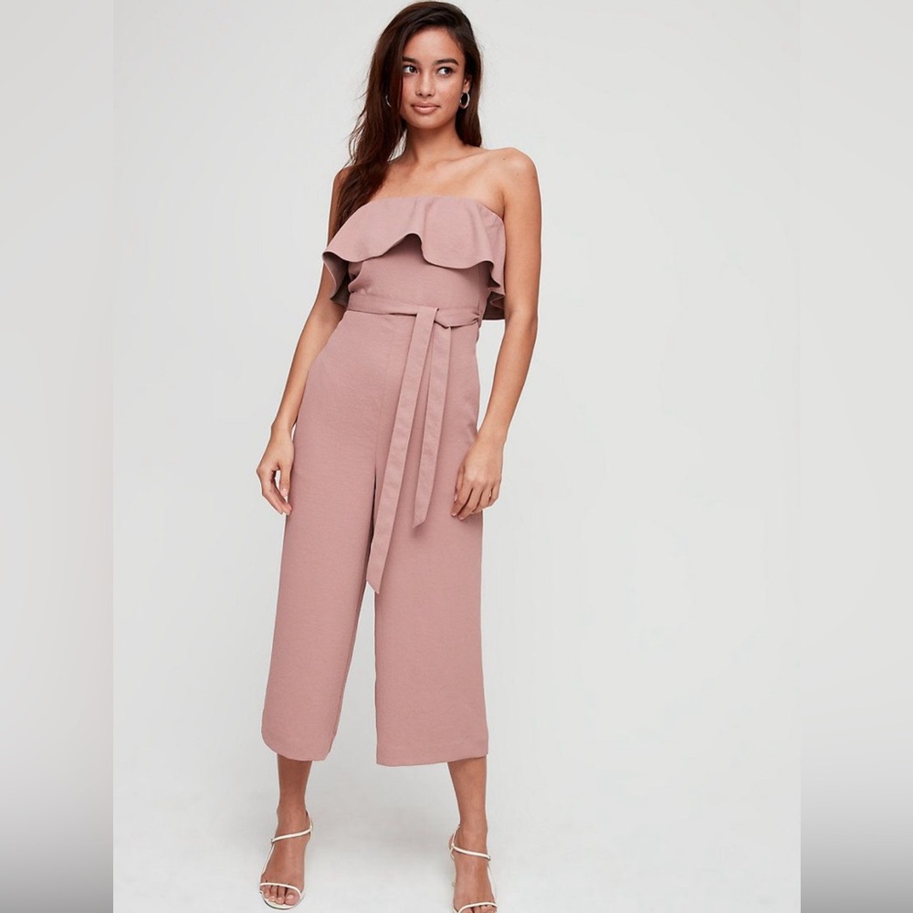 Sold out ! Aritzia Babaton Mauve Jumpsuit